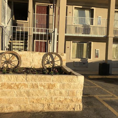 Super 8 By Wyndham San Antonio Pearl District Downtown Motel Kültér fotó