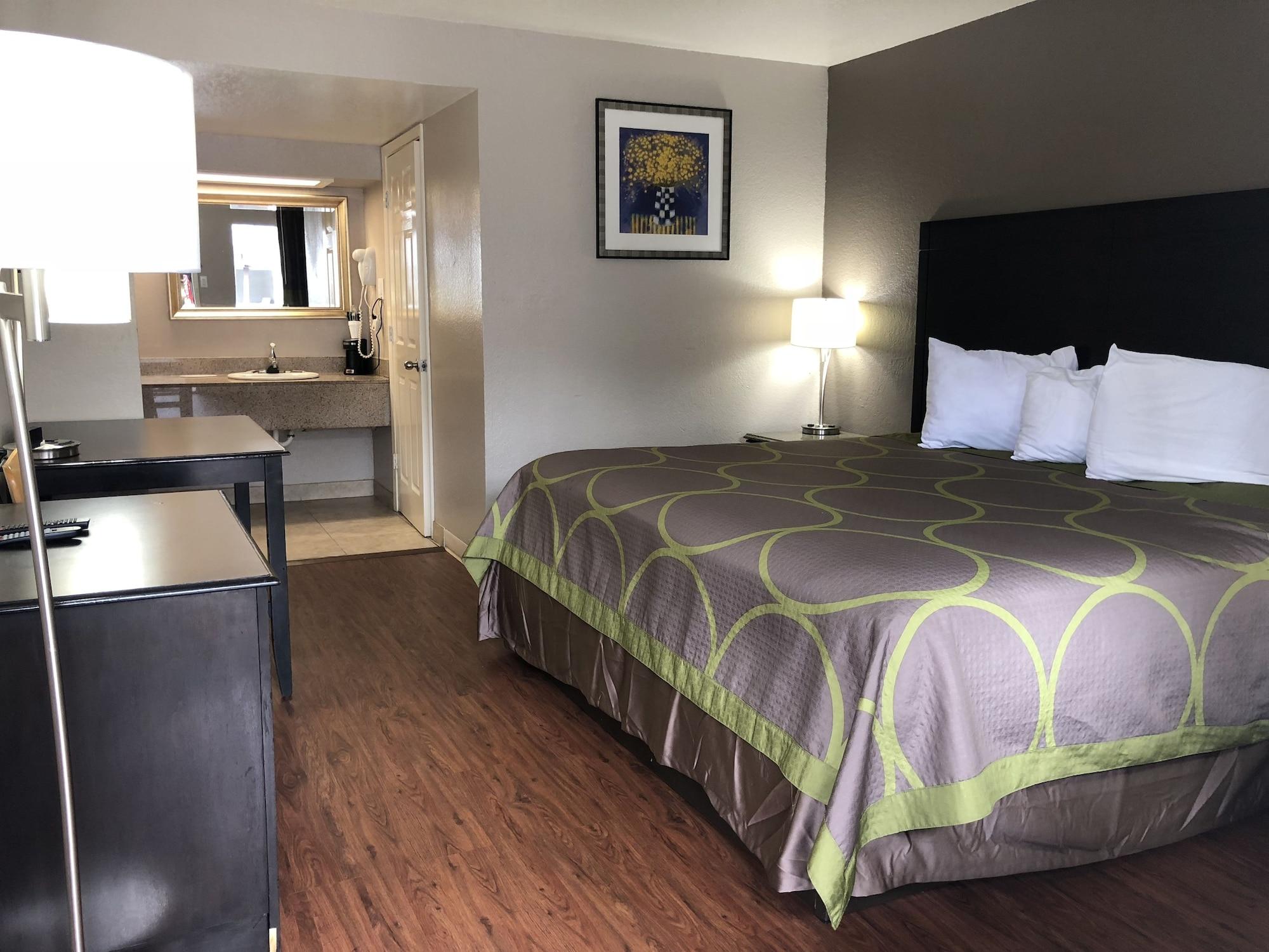 Super 8 By Wyndham San Antonio Pearl District Downtown Motel Kültér fotó