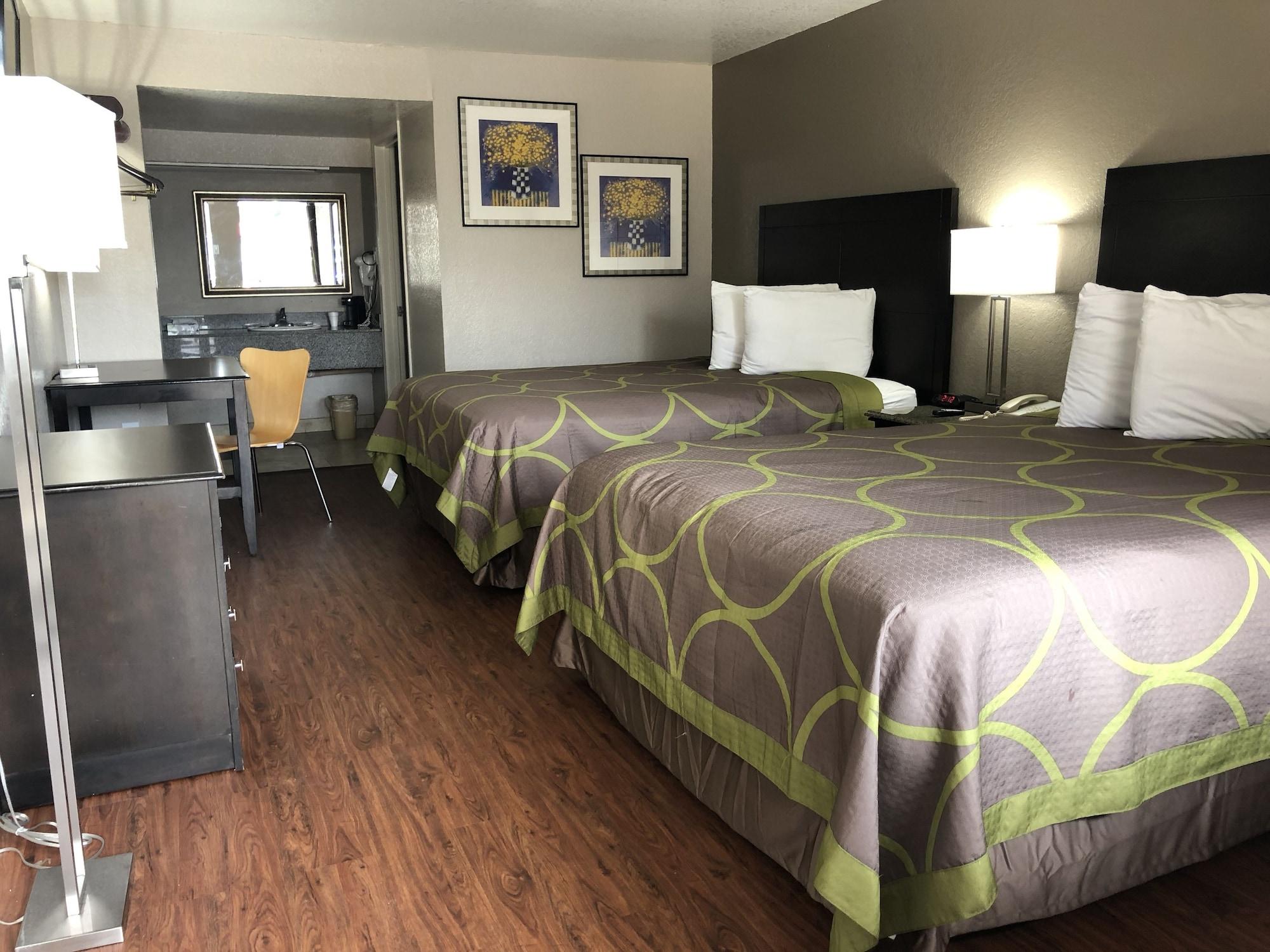 Super 8 By Wyndham San Antonio Pearl District Downtown Motel Kültér fotó
