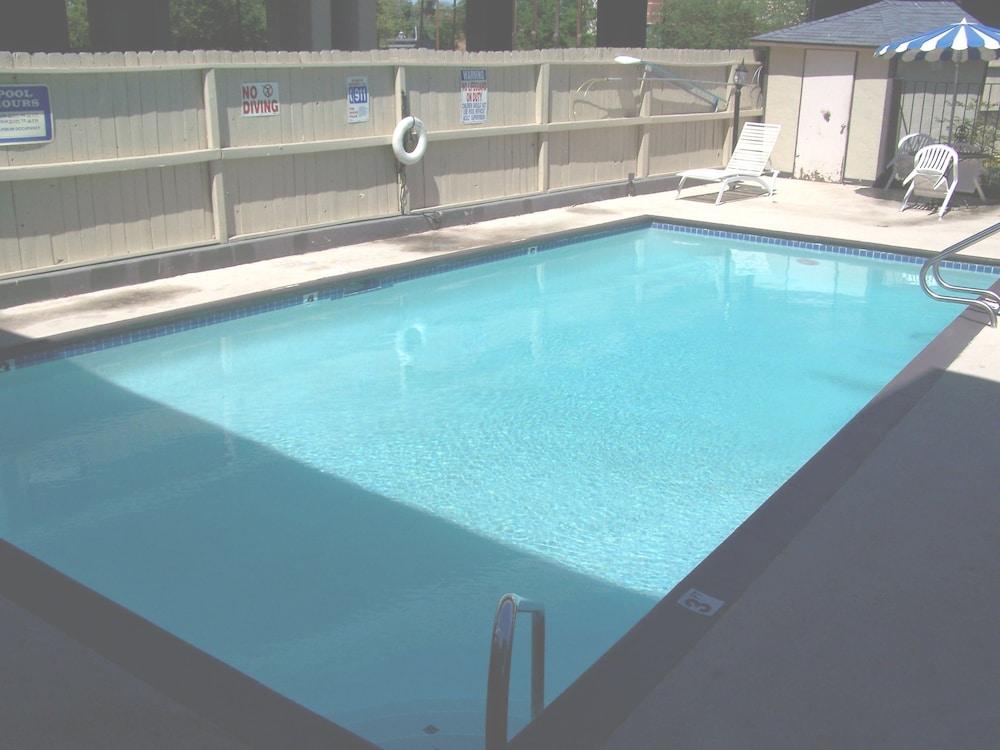 Super 8 By Wyndham San Antonio Pearl District Downtown Motel Kültér fotó