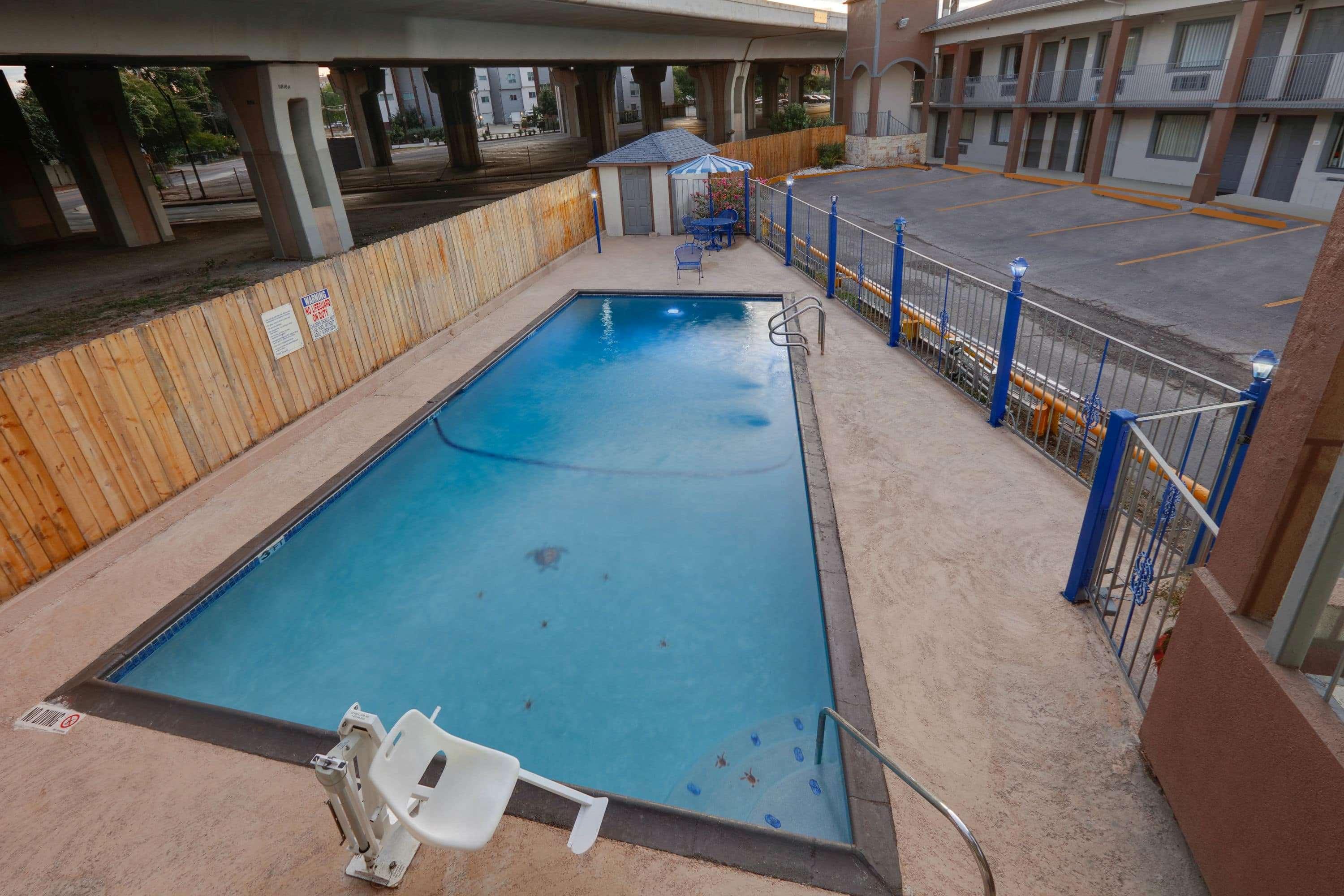 Super 8 By Wyndham San Antonio Pearl District Downtown Motel Kültér fotó