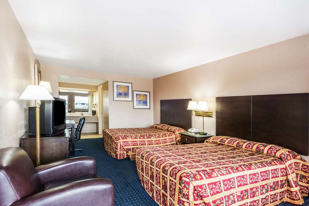 Super 8 By Wyndham San Antonio Pearl District Downtown Motel Szoba fotó