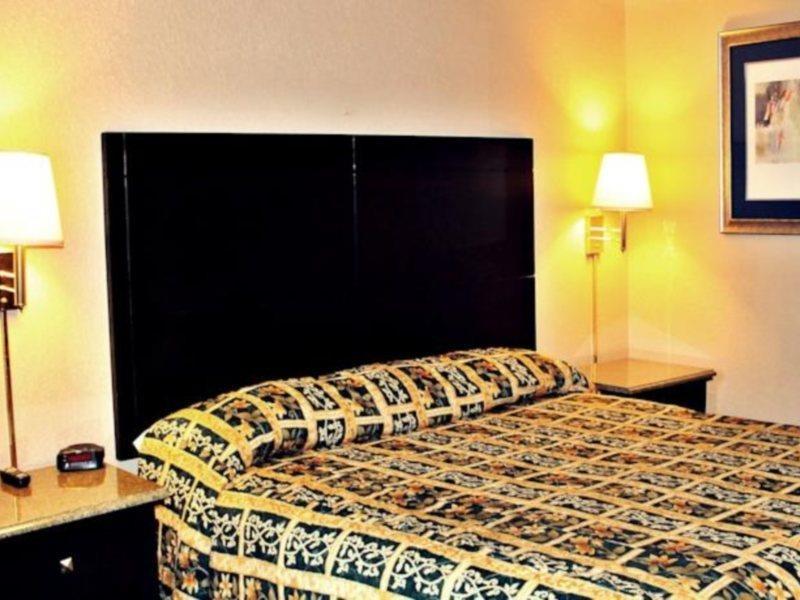 Super 8 By Wyndham San Antonio Pearl District Downtown Motel Kültér fotó