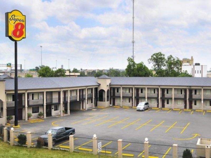 Super 8 By Wyndham San Antonio Pearl District Downtown Motel Kültér fotó
