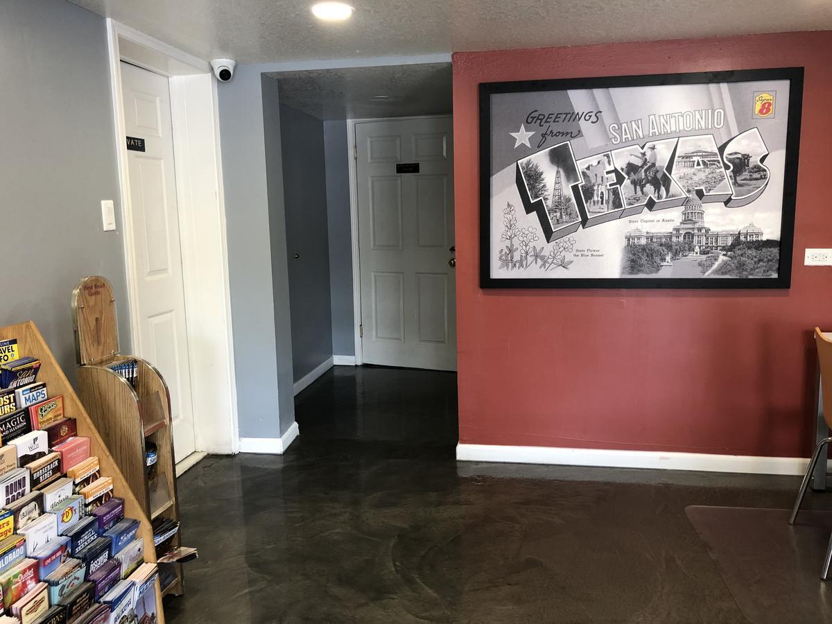 Super 8 By Wyndham San Antonio Pearl District Downtown Motel Kültér fotó